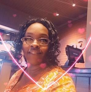 Meet your Posher, Akesha